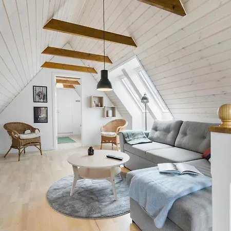 2 Bedroom Beautiful In * Kolind